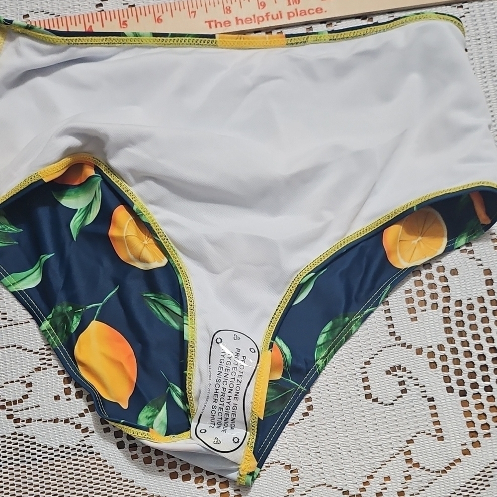 NWT Lemon Print Bikini Bottom - Picture 5 of 5